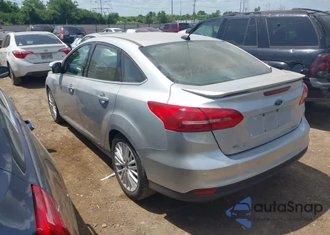 2016 Ford Focus Titanium из США, поврежденный, VIN 1FADP3J23GL301102